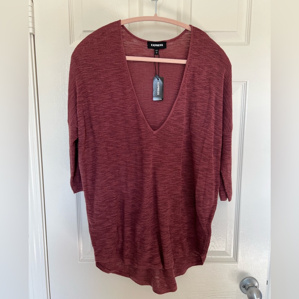 Express Women's Deep V-Neck Lightweight Sweater - Rusty Color NWT Sz Large